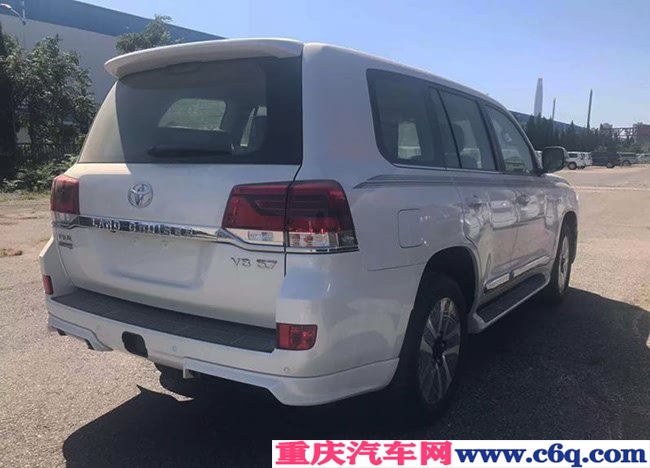 2019款丰田兰德酷路泽5700中东版 现车魅力呈现