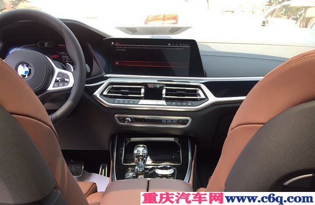 2019款宝马X7加规版 卓越豪华包/运动包/哈曼现车107万