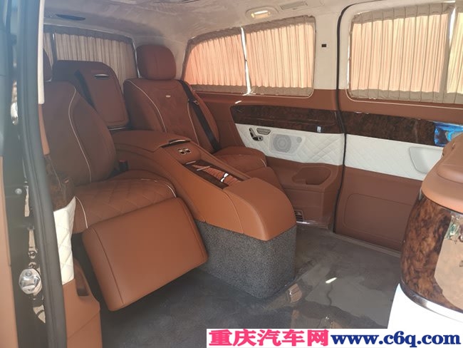 2018款奔驰V250中东版 四座/17轮/迈巴赫座椅现车75万