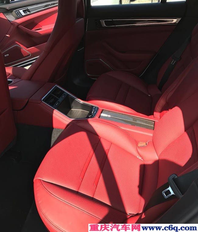 18款保时捷Panamera4S加规版 21轮/豪华包现车126.5万