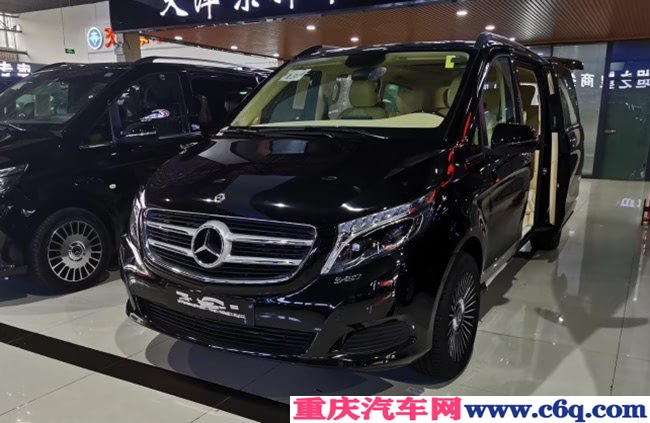 18款奔驰V250中东版 天窗/航空座椅/沙发床现车62.8万