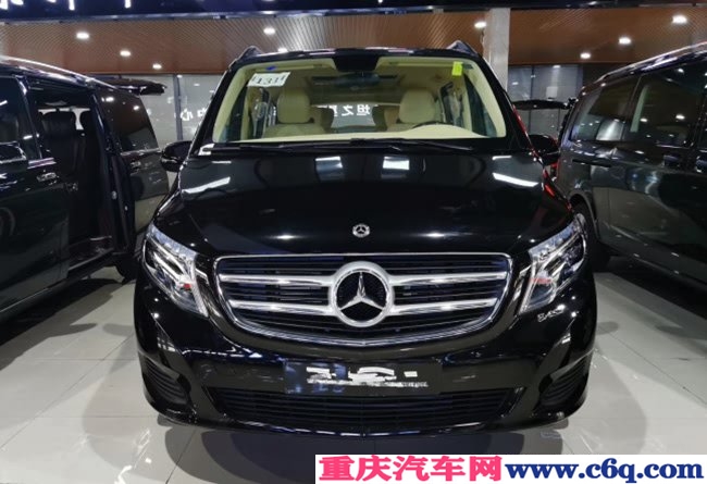 18款奔驰V250中东版 天窗/航空座椅/沙发床现车62.8万