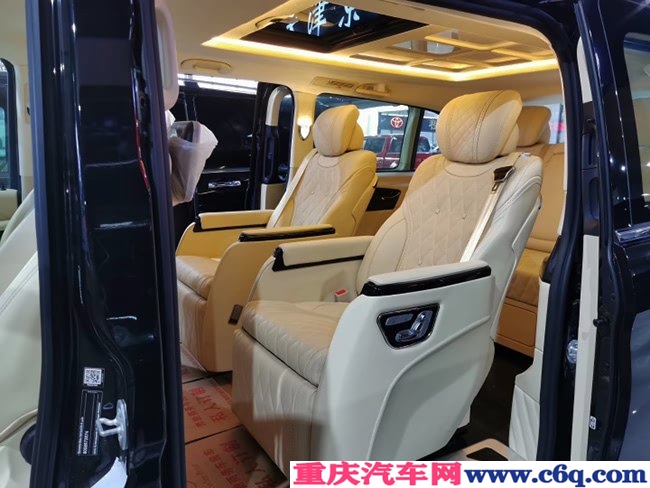 18款奔驰V250中东版 天窗/航空座椅/沙发床现车62.8万