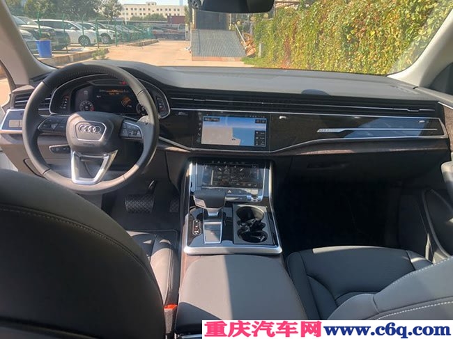 平行进口19款奥迪Q8加规版 20轮/环影/驾辅包现车79万