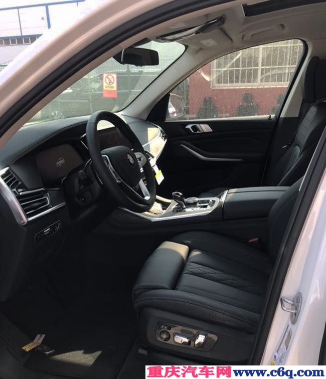 平行进口车19款宝马X7美规版 七座/21轮/全景现车88万