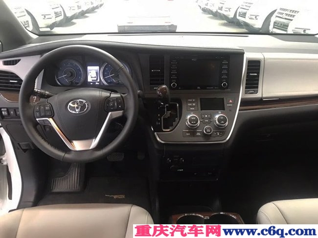2019款丰田塞纳两驱顶配版 18轮/双天窗/JBL现车50.5万