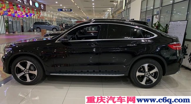 2019款奔驰GLC300墨西哥版 天窗/19轮/氙灯现车45.7万