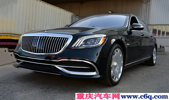 19款奔驰迈巴赫S560加规版 4座/魔术全景天窗现车268万