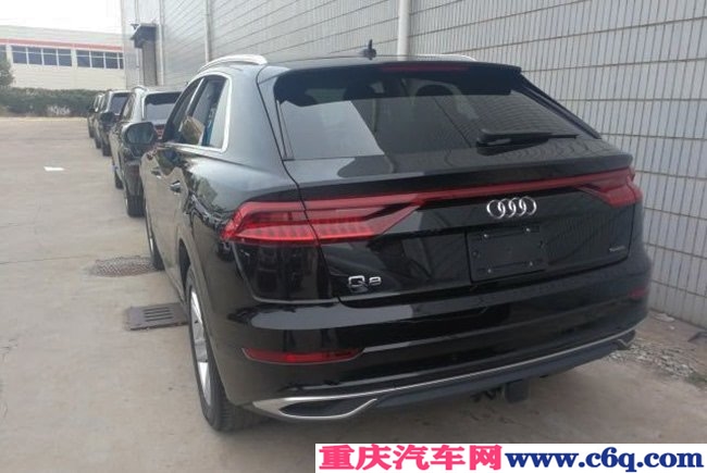 平行进口车19款奥迪Q8加规版 20轮/全景/环影现车74万