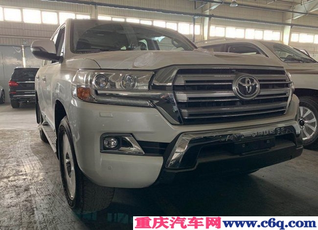 2019款丰田酷路泽4500中东版 柴油版现车优惠起航