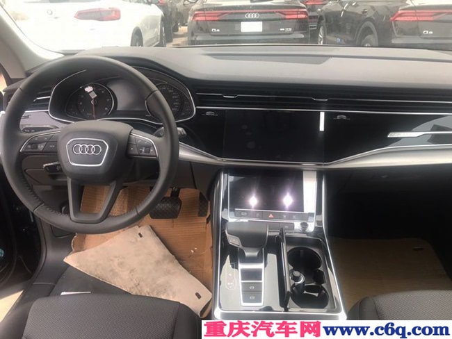 2019款奥迪Q8中东版 19轮/LED大灯/全景天窗现车69.5万