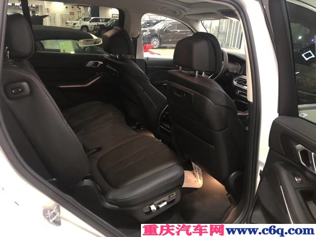 平行进口车19款宝马X7美规版 21轮/菱形真皮现车83万起
