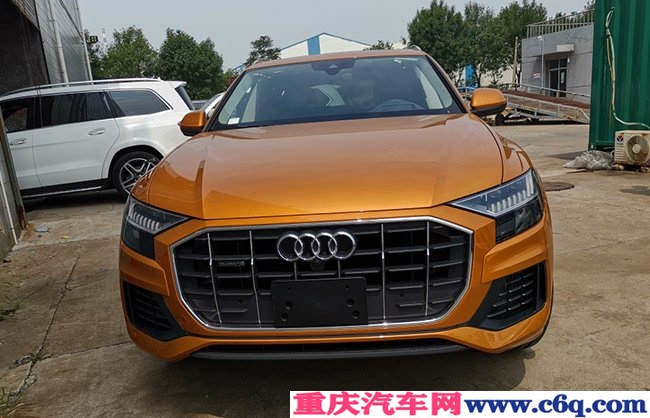 平行进口19款奥迪Q8加规版 21轮/矩阵大灯/环影现车77万