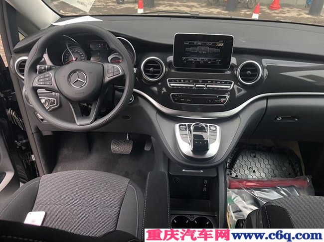 19款奔驰V250中东版 17轮/双电动门/舒适悬挂现车42万