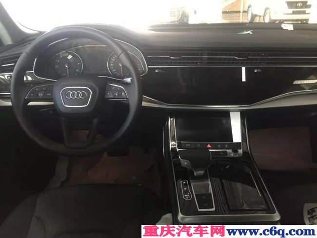 平行进口19款奥迪Q8中东版 LED大灯/全景天窗现车69.5万