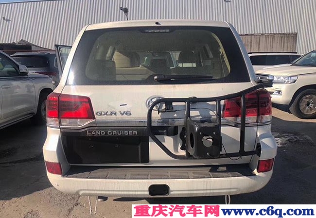 2019款丰田酷路泽4000中东版 外挂备胎/17轮现车62.3万