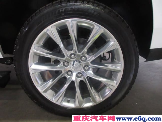 2018款凯迪拉克凯雷德6.2L加规版 铂金加长版现车166万