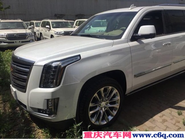 18凯迪拉克凯雷德6.2L加规版 22轮/雷测/后娱现车168万