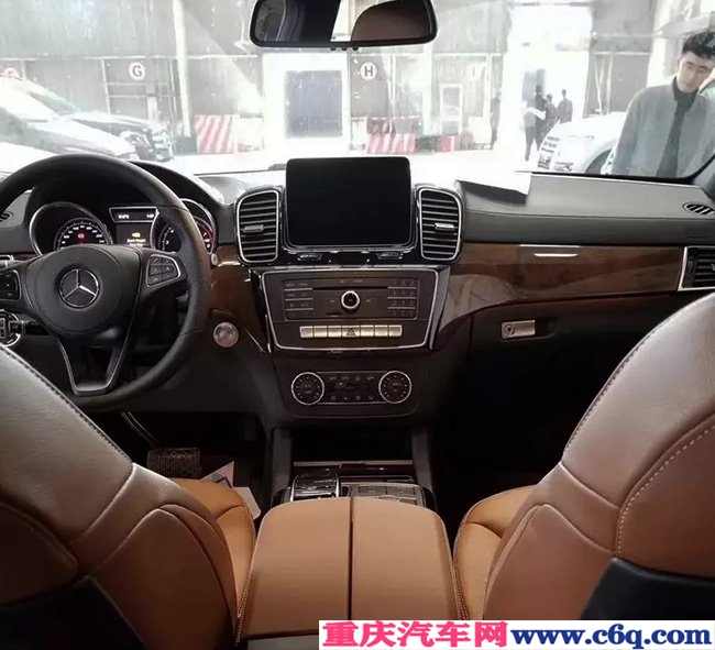 2019款奔驰GLS450AMG加规版 3.0T现车劲惠专享