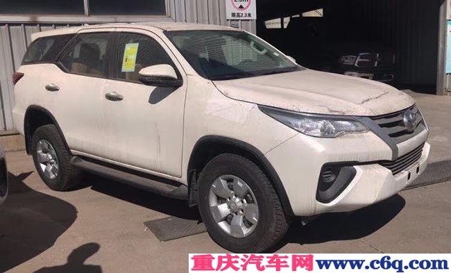 平行进口车19款丰田穿越者2700中东版 平行进口现车29万