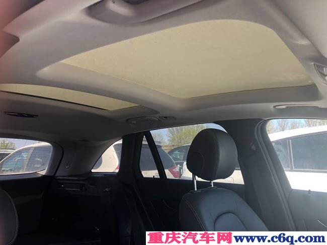 2019款奔驰GLC300墨西哥版 全景天窗/19轮/真皮现车42万