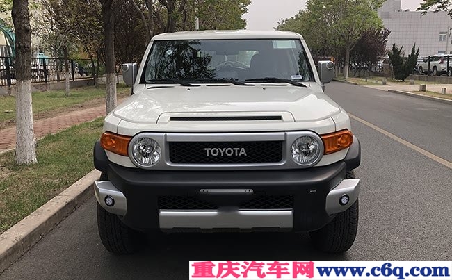 2019款丰田FJ酷路泽4.0L中东版 全路况SUV现车优购