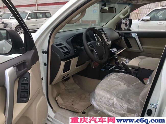 2019款丰田霸道2700中东版 18轮/天窗/后挂现车44万优选