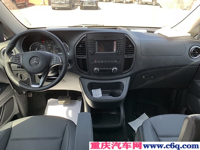 2018款奔驰METRIS美规版 7座真皮/17轮/金属漆现车37万