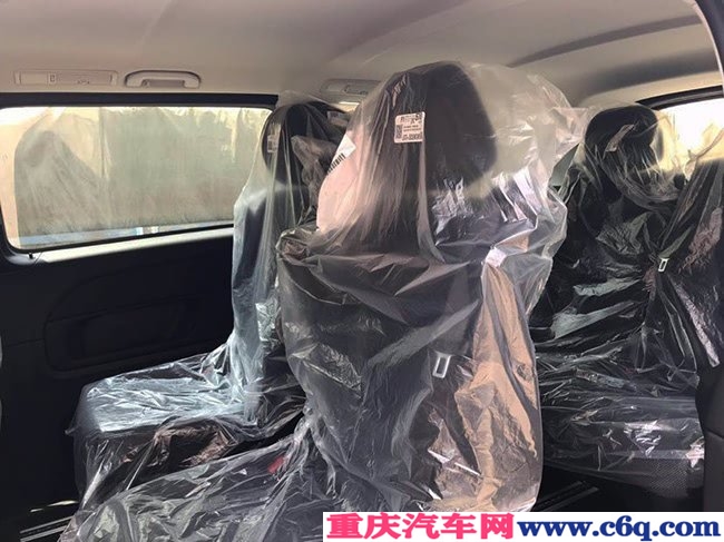 18款奔驰V250中东版 金属漆/7座/双电动门现车45万尽享