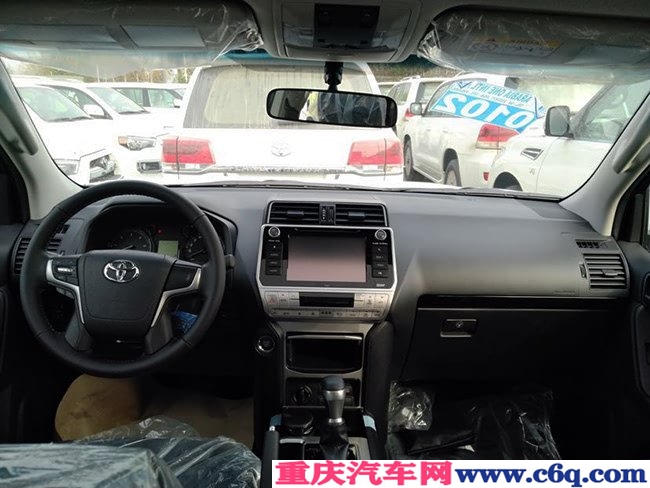 2019款丰田普拉多3000中东版 18轮/天窗/后挂现车59.8万