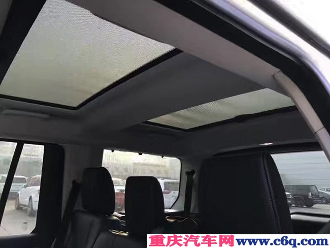 2016款路虎发现四3.0T汽油版 19轮/7座/全景现车66.5万