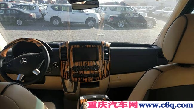2017款奔驰斯宾特3.0T加规版 航空座椅/沙发床现车88万