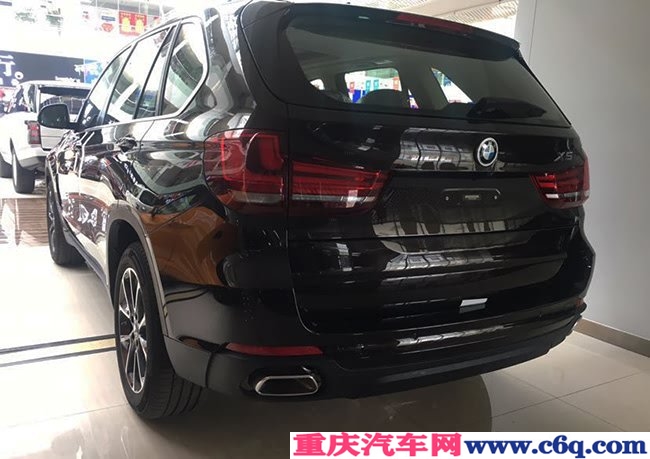 2019款宝马X5中东版 19轮/全景天窗/灯光包现车64万劲惠