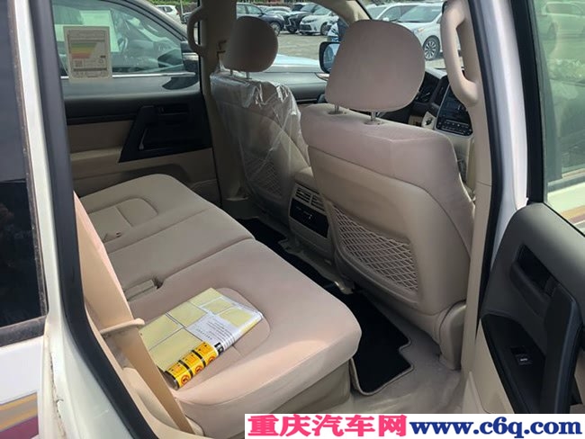 19款丰田酷路泽4000中东版 后挂/天窗/17轮现车65.3万