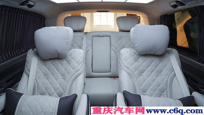 2019款奔驰V250墨西哥版 18轮/航空座椅/小桌板现车72万