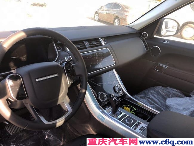 19款路虎揽胜运动柴油版 19轮/底升/全景天窗现车73.5万