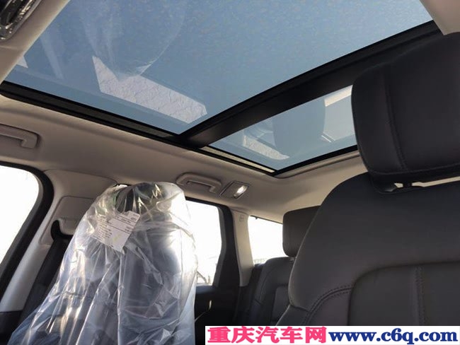 19款路虎揽胜运动柴油版 19轮/底升/全景天窗现车73.5万