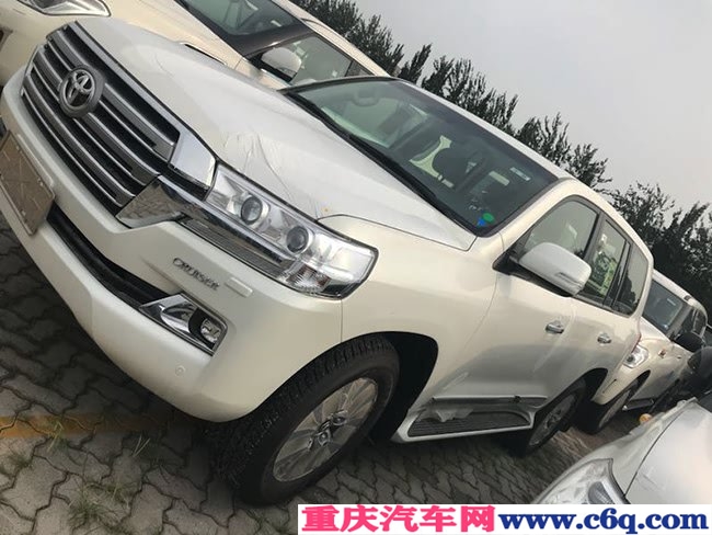 19款丰田酷路泽4500柴油中东版 7座/18轮/天窗现车102万