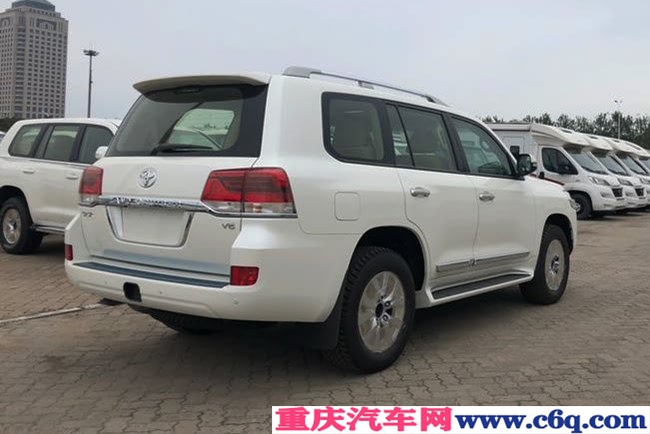 2019款丰田酷路泽4000中东版 8气囊/天窗/遥启现车69万