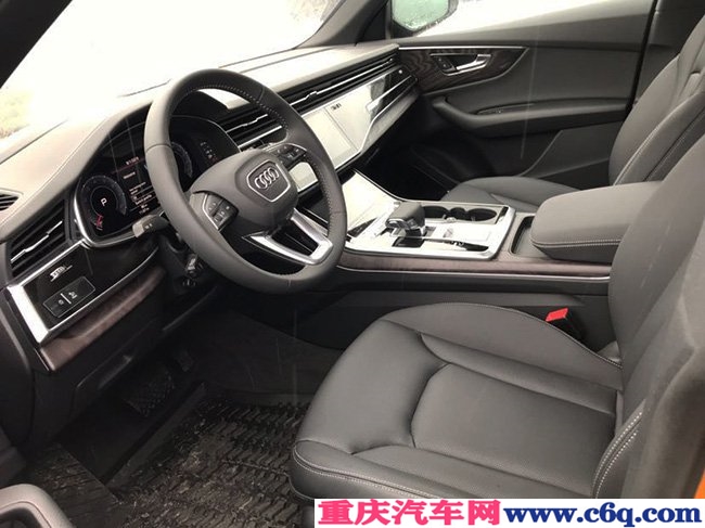 2019款奥迪Q8加规版 22轮/BO音响/矩阵LED大灯现车88万