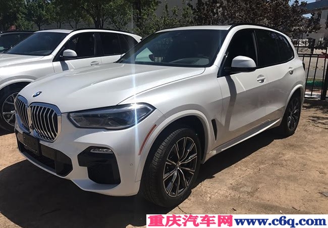 2019款宝马X5加规版3.0T 经典公路越野现车优惠尽享