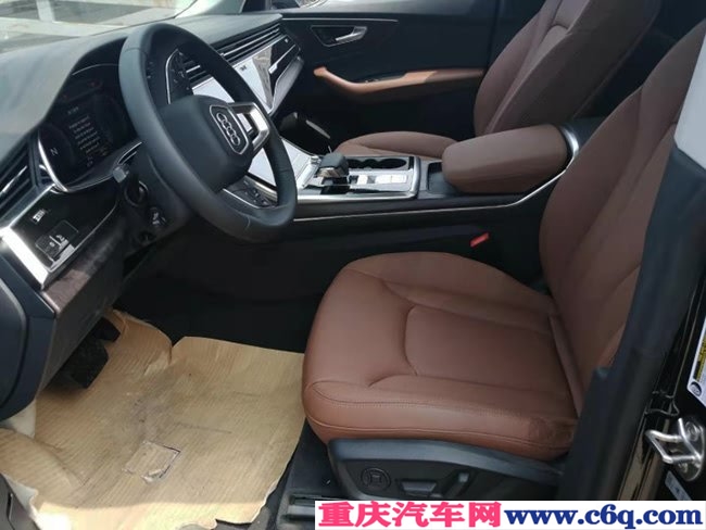 2019款奥迪Q8加规版 21轮/BO音响/矩阵大灯现车83万优享