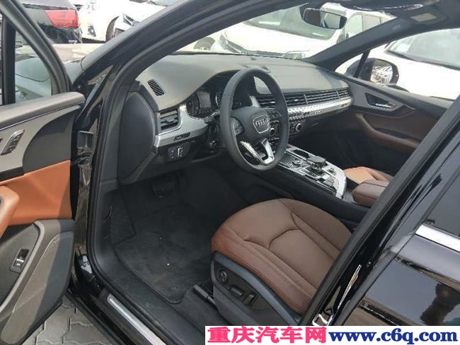 2018款奥迪Q7加规版3.0T 全景天窗/7座/手写板现车59万