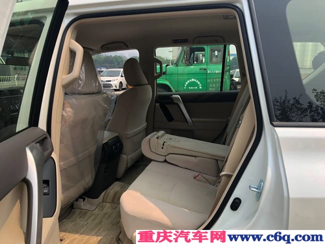 19款丰田霸道2700中东版 17轮/冰箱/底挂备胎现车41.3万