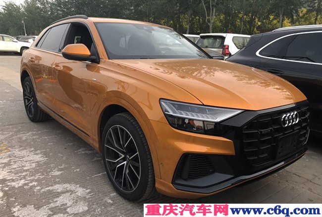 2019款奥迪Q8加规版 22轮/动态包/驾驶辅助包现车110万