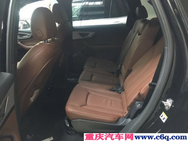 2019款奥迪Q7加规版 7座/MMI手写板/全景天窗现车60万