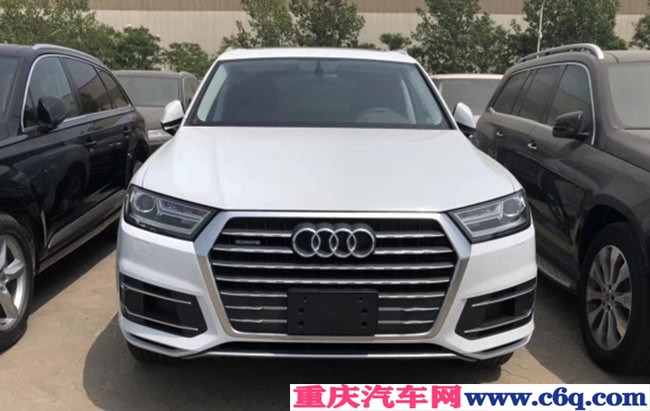 平行进口18款奥迪Q7加规版 7座/全景天窗/19轮现车58万