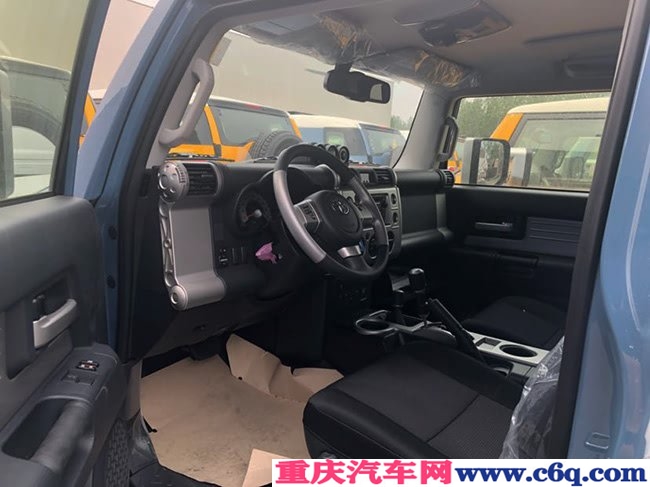 2019款丰田FJ酷路泽中东版复古SUV 现车优惠起航
