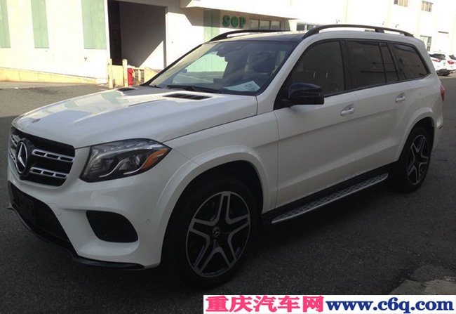 2019款奔驰GLS450AMG加规版 3.0T现车优惠起航