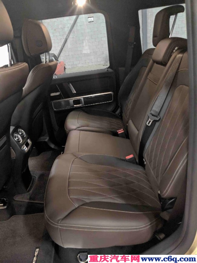 2019款奔驰G63加规版 22轮/金属漆/内饰增强包现车279万
